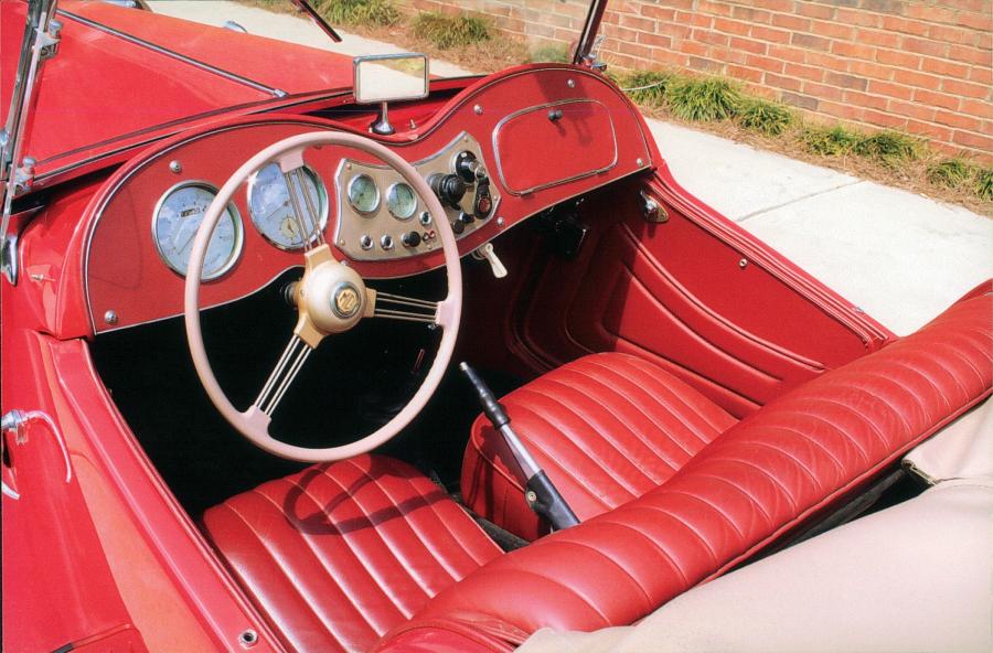  MG TD Roadster 1950 года  (фото 2 из 4)